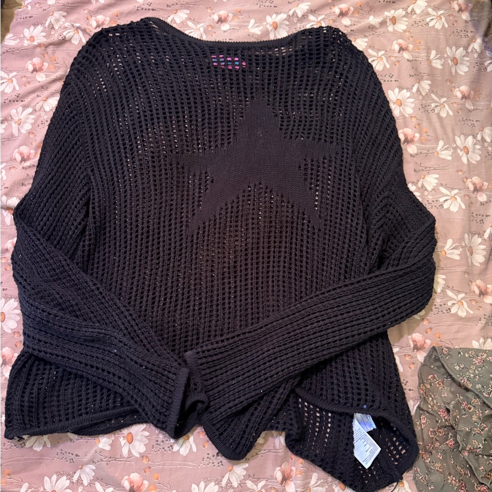 Edikted Black Mesh star Sweater - Picture 4 of 7
